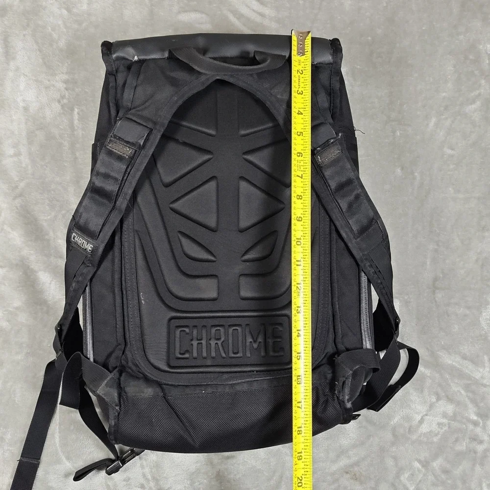 Chrome Industries Niko Camera Backpack Padded Travel Commute Messenger Laptop